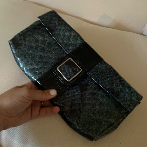 STUNNING authentic LAUDI VIDNI reptile pattern clutch bag - Picture 9 of 9